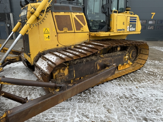 Komatsu D65PX-18