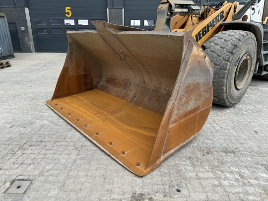 Liebherr L 580