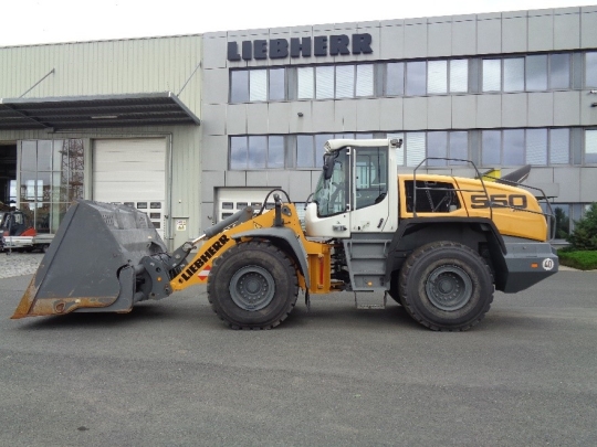 Liebherr L 550 XPower