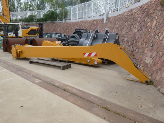 Liebherr  Industrial stick R934CMTH/7.5M