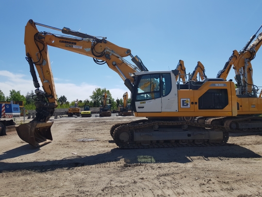 Liebherr R 930 Litronic