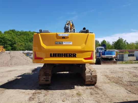 Liebherr R 930 Litronic