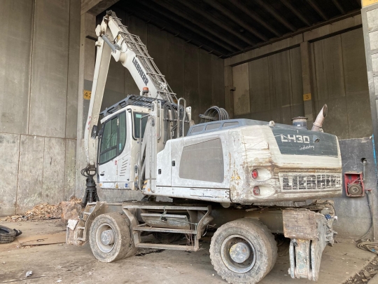 Liebherr LH 30 M Industry Litronic