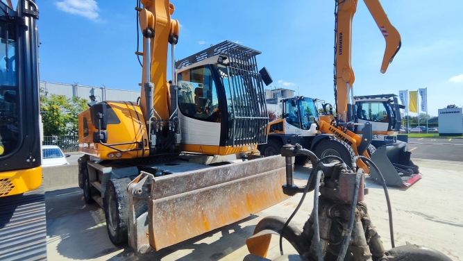 Liebherr LH 22 M Industry Litronic