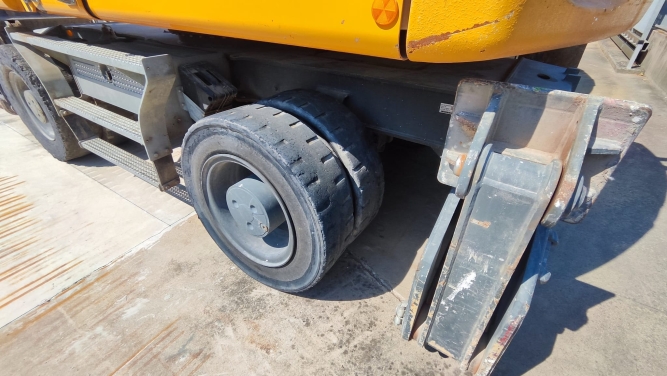 Liebherr LH 22 M Industry Litronic