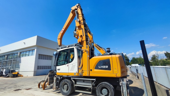 Liebherr LH 22 M Industry Litronic