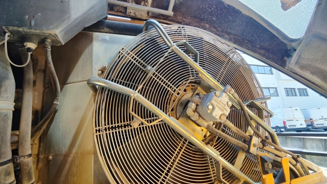 Liebherr LH 22 M Industry Litronic