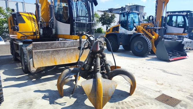 Liebherr LH 22 M Industry Litronic