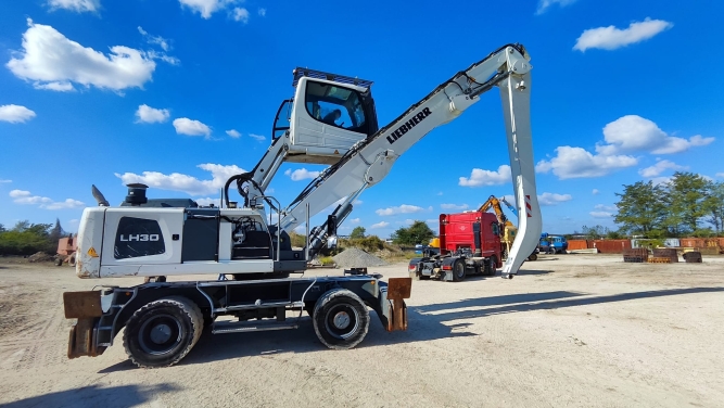 Liebherr LH 30 M Industry Litronic