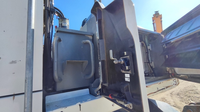 Liebherr LH 30 M Industry Litronic