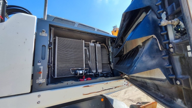 Liebherr LH 30 M Industry Litronic