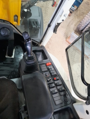 Liebherr L 509 Stereo