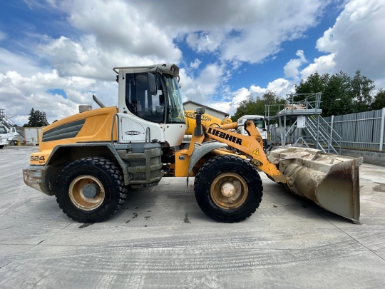 Liebherr L 524