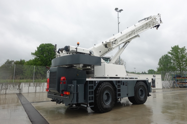 2025 Liebherr LRT 1090-2.1 Mobile cranes