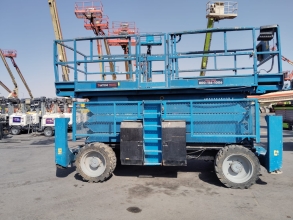 2015 Genie GS-5390 Diesel Scissor Lift for sale in Riyadh