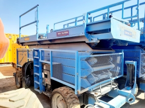 2015 Genie GS-5390 Diesel Scissor Lift for sale in Dammam